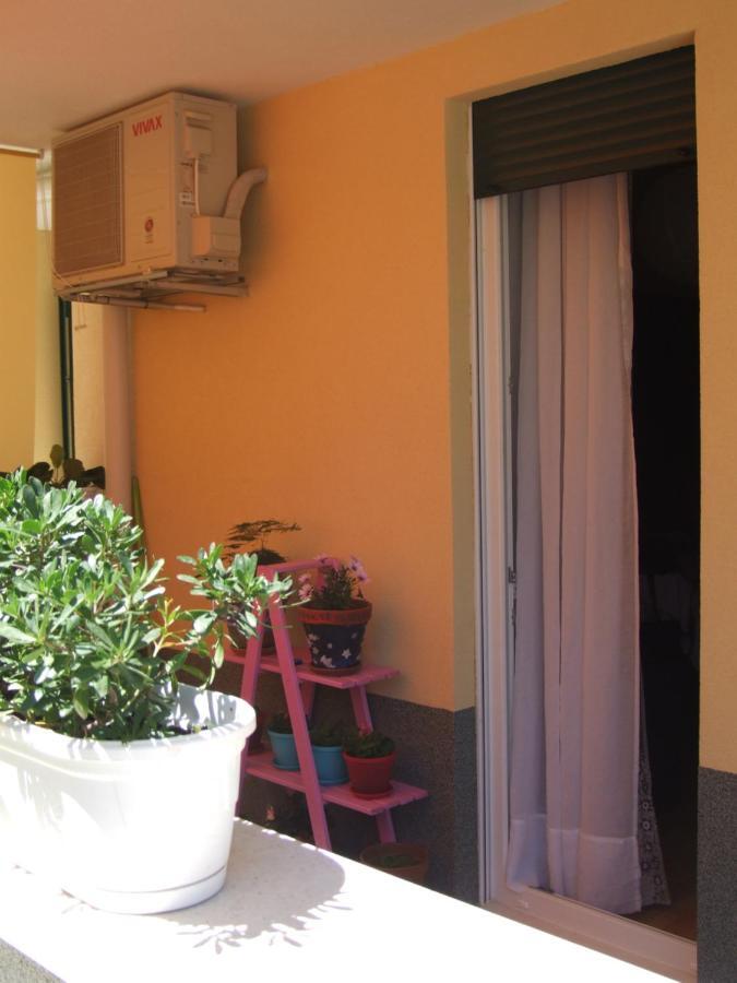 Studio apartman Marita Appartamento Spalato Esterno foto